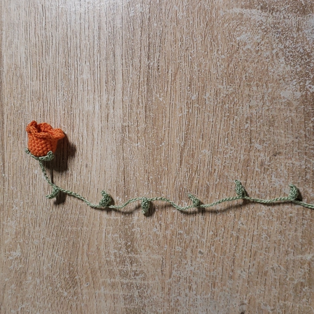 Crocheted flower bookmark